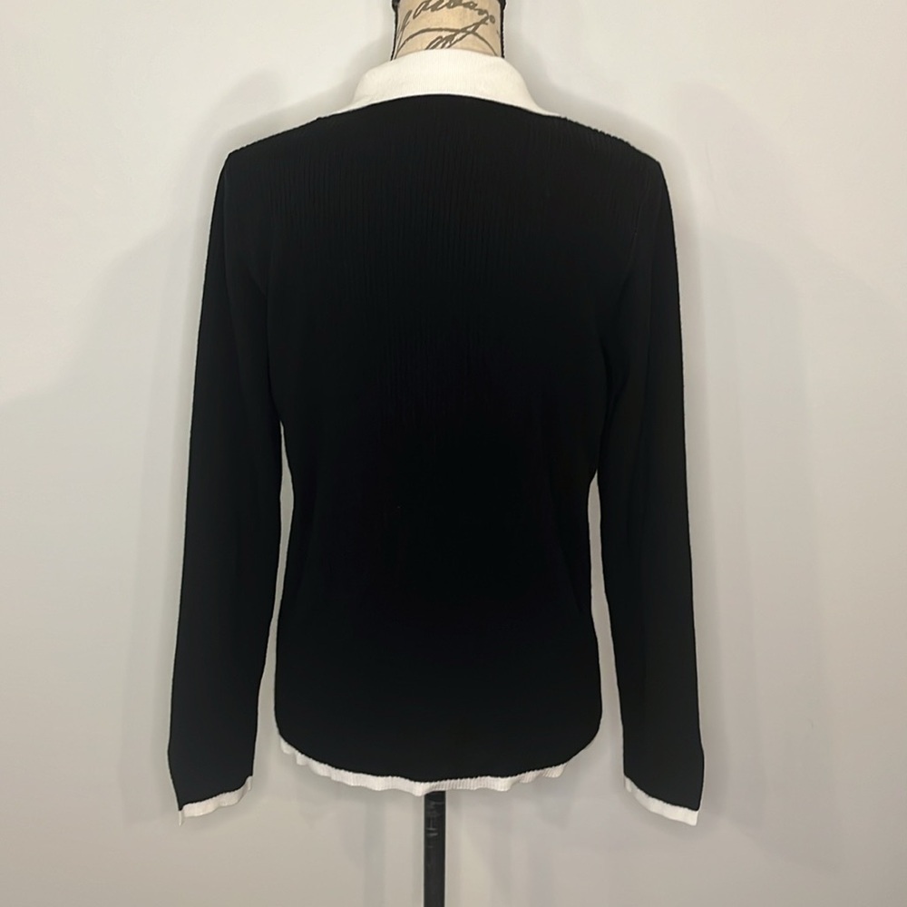 Cable & Gauge ribbed button front sweater with white collar M - Picture 3 of 7